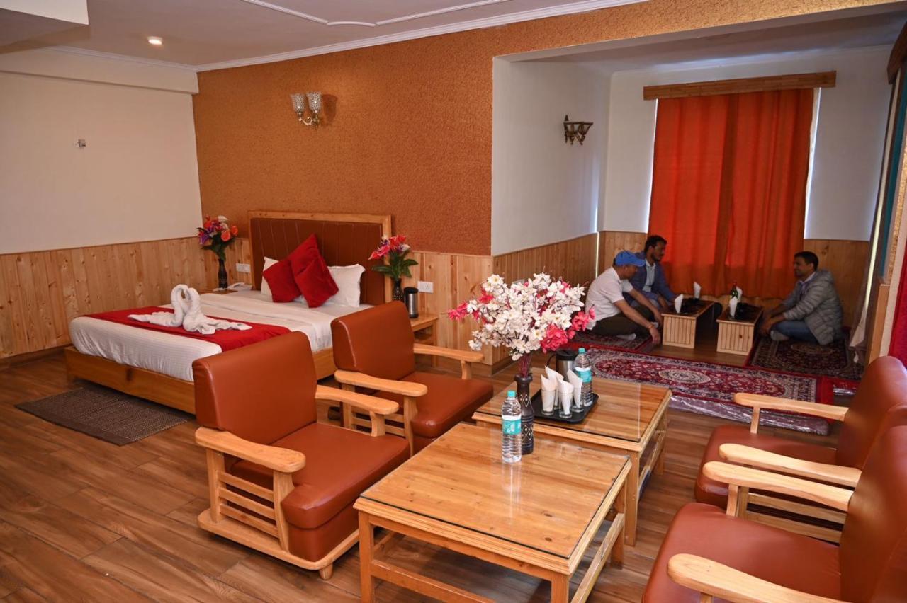 Hotel Seven Hills Manali Eksteriør billede