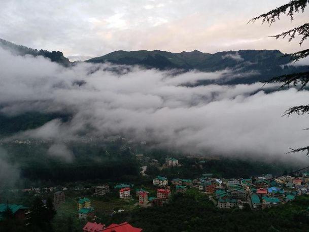 Hotel Seven Hills Manali Eksteriør billede