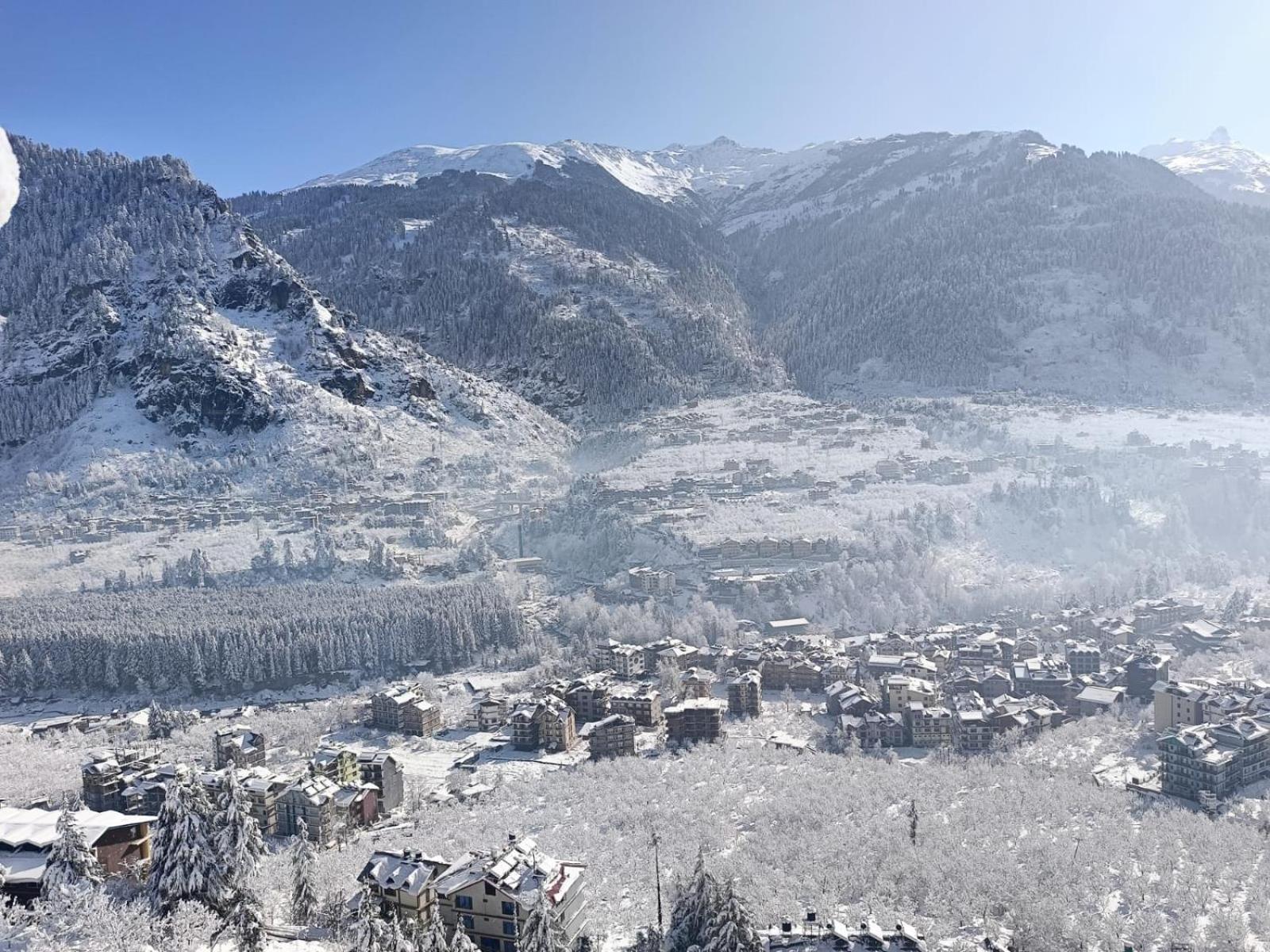 Hotel Seven Hills Manali Eksteriør billede