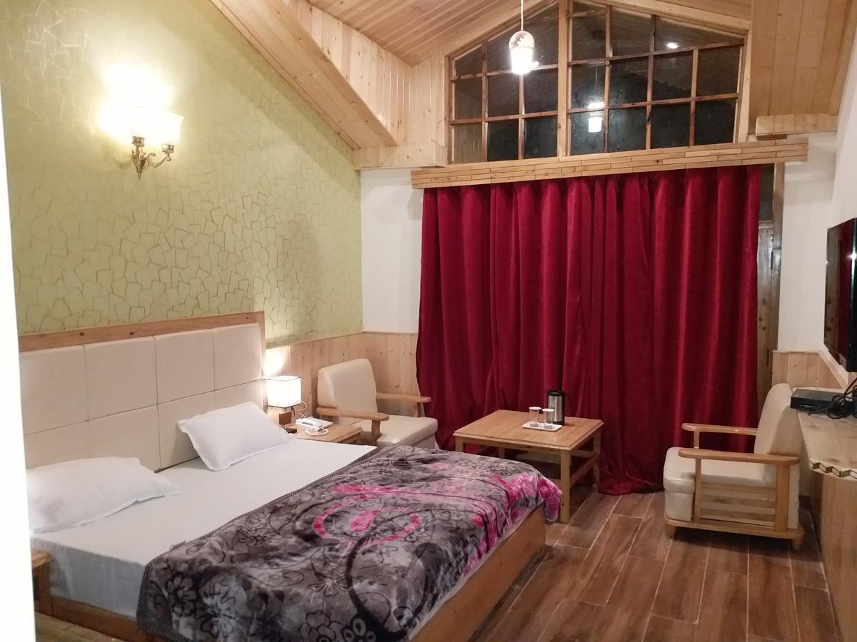 Hotel Seven Hills Manali Eksteriør billede