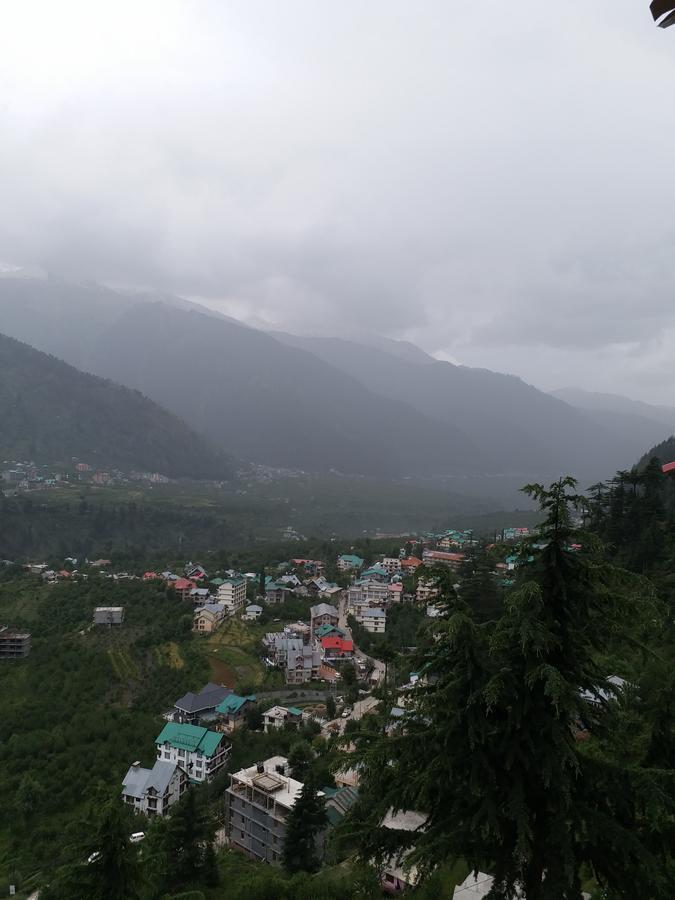 Hotel Seven Hills Manali Eksteriør billede